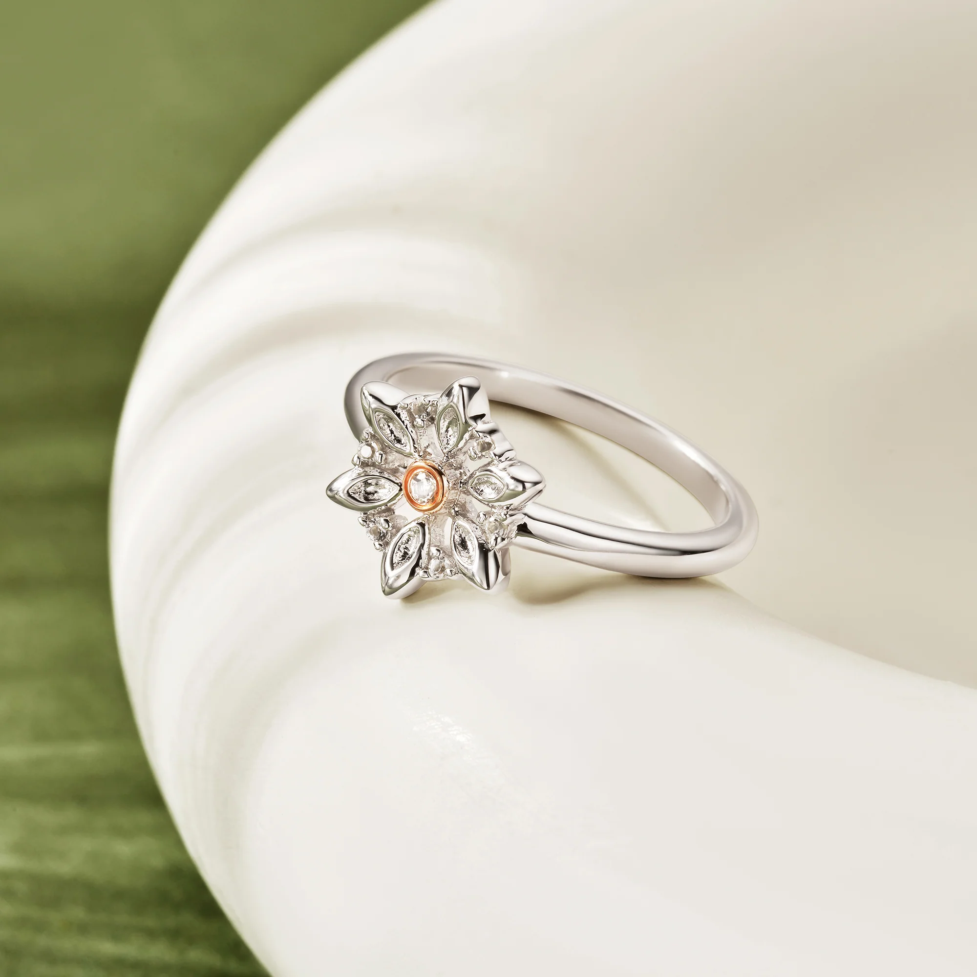 Lady Snowdon White Topaz Ring - Image 3